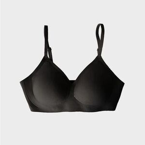 NWT 2pc Eby Black Relief Bras